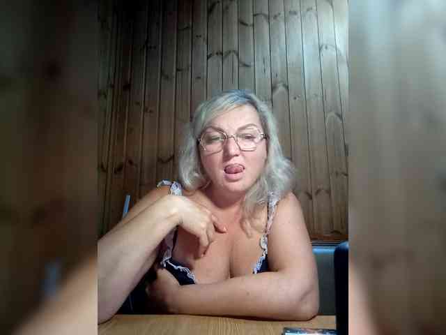 BLONDJob webcam