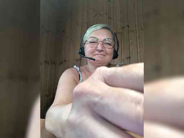 BLONDJob webcam