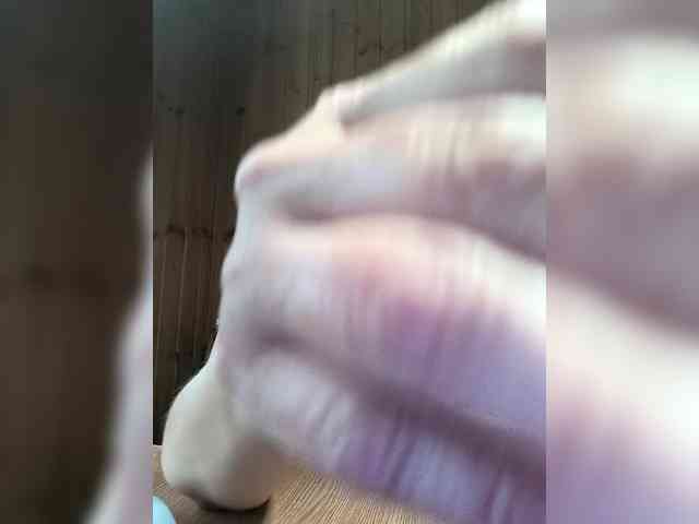 BLONDJob webcam