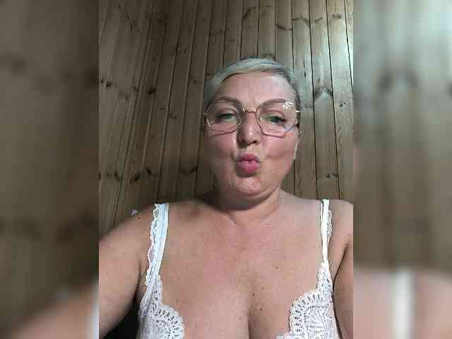 BLONDJob webcam