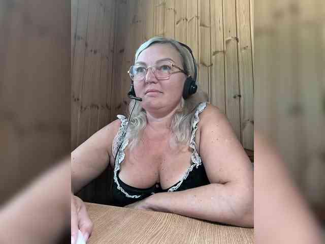 BLONDJob webcam