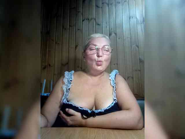 BLONDJob webcam