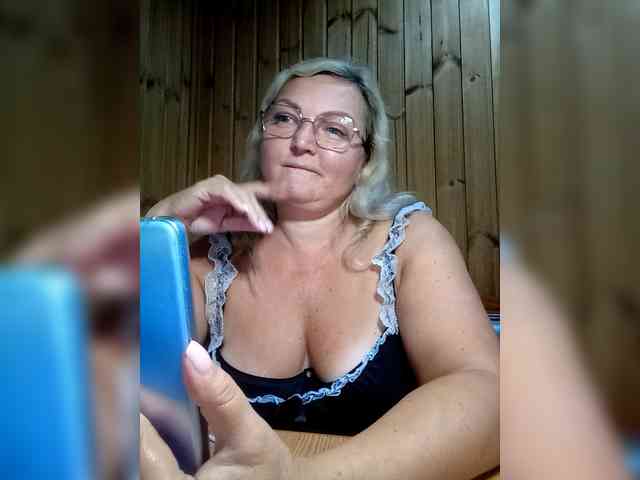 BLONDJob webcam