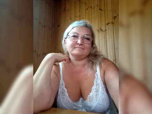 BLONDJob webcam