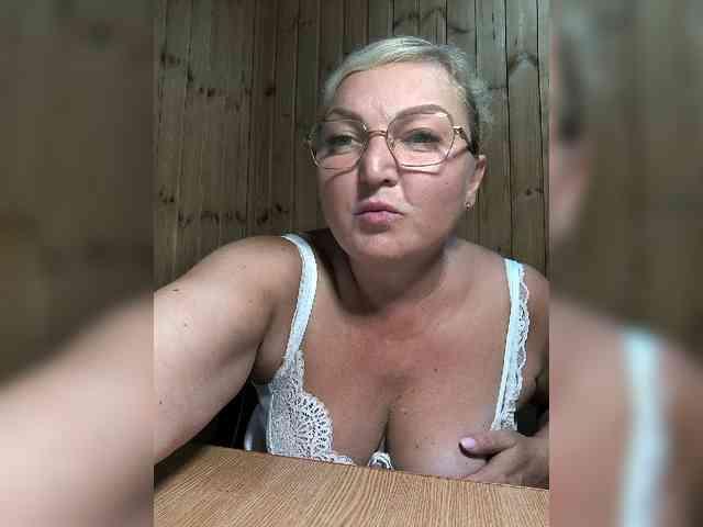 BLONDJob webcam
