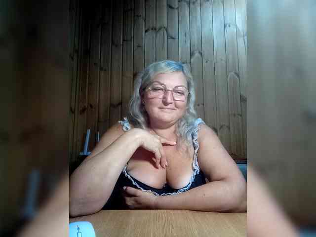 BLONDJob webcam