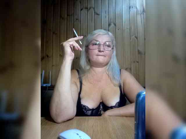 BLONDJob webcam