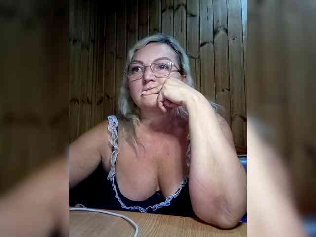 BLONDJob webcam