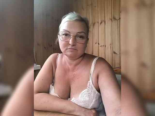 BLONDJob webcam