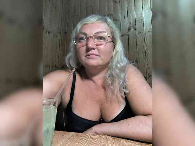 BLONDJob webcam