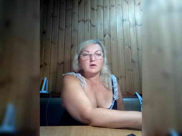 BLONDJob webcam
