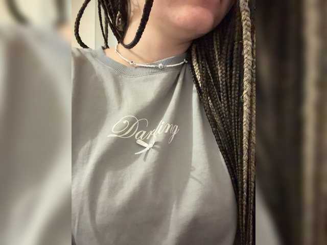 Asexysmile live cam on BongaCams