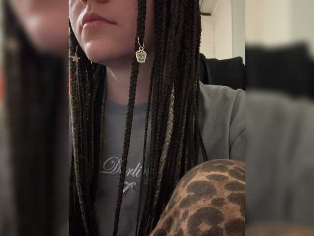 Asexysmile live cam on BongaCams