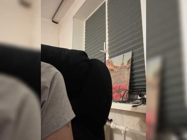 Asexysmile live cam on BongaCams