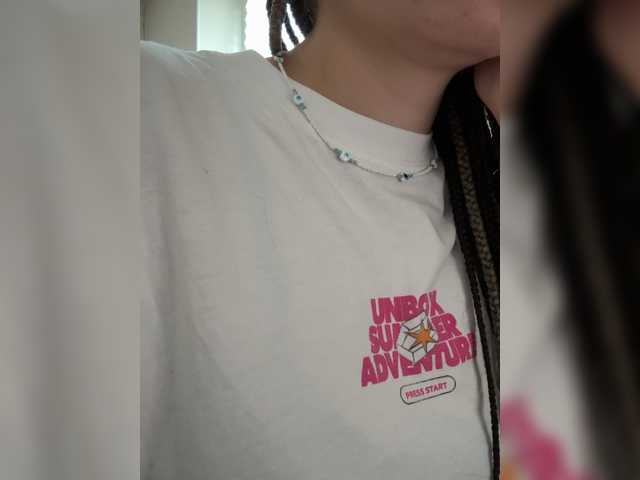 Asexysmile live cam on BongaCams