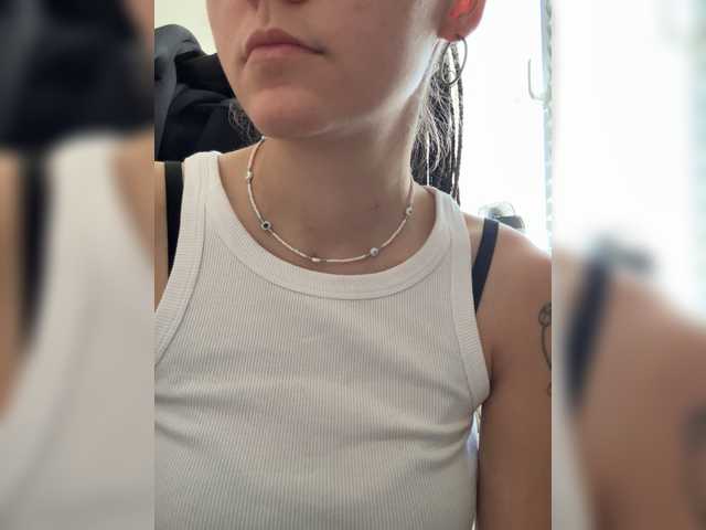 Asexysmile live cam on BongaCams