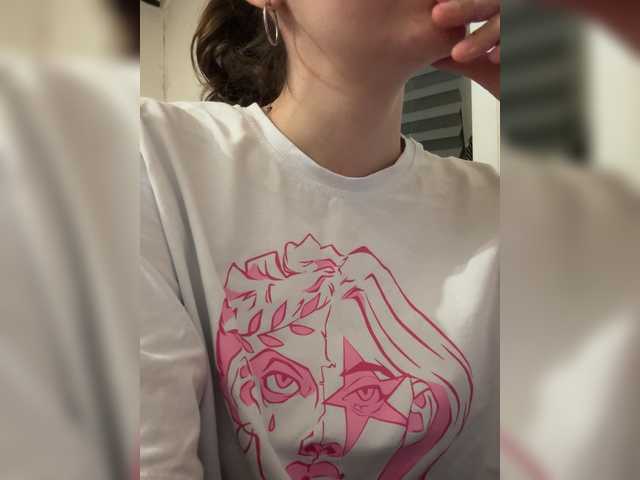 Asexysmile live cam on BongaCams