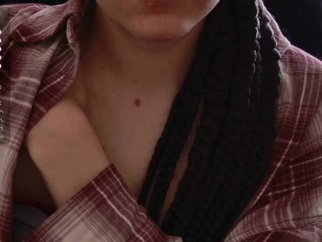 Asexysmile live cam on BongaCams