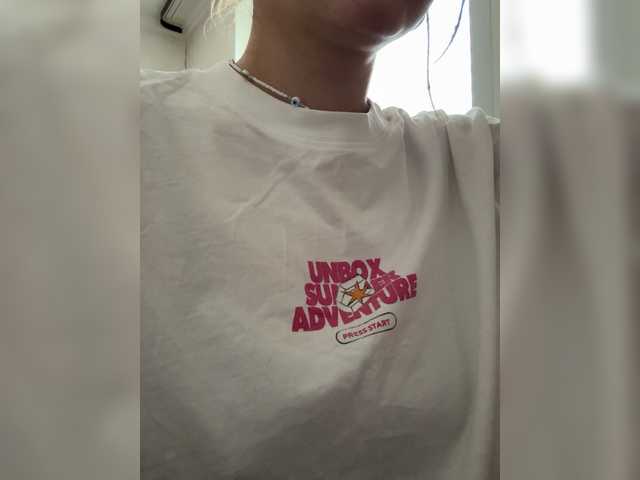 Asexysmile live cam on BongaCams