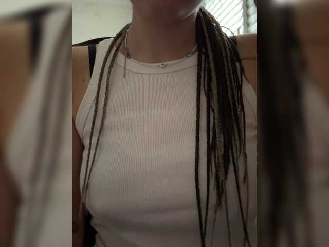 Asexysmile live cam on BongaCams