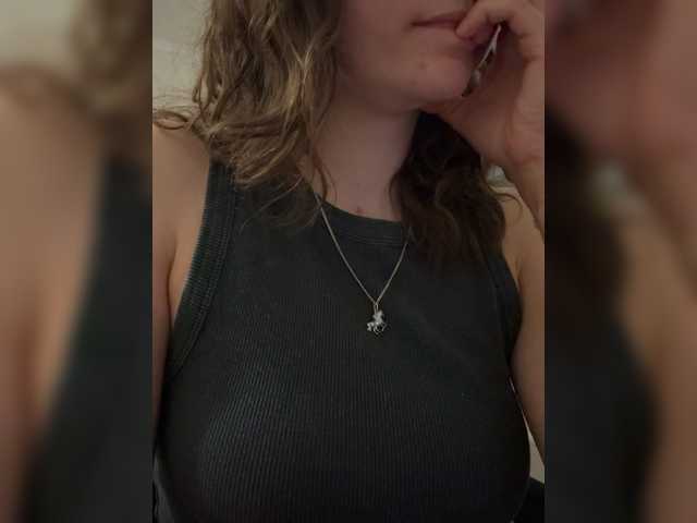 Asexysmile live cam on BongaCams