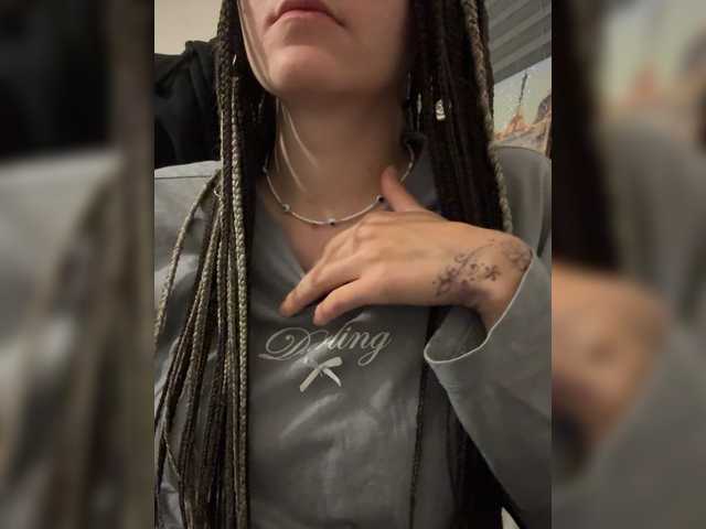 Asexysmile live cam on BongaCams