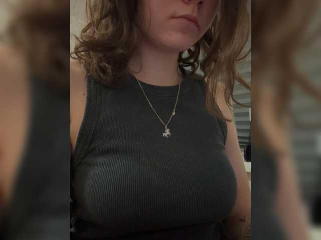 Asexysmile live cam on BongaCams
