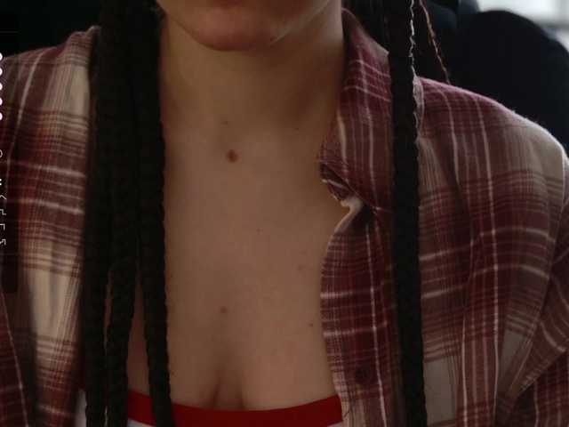 Asexysmile live cam on BongaCams