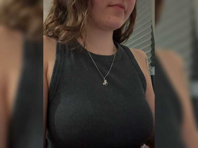 Asexysmile live cam on BongaCams