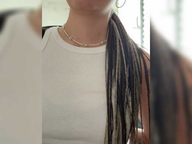 Asexysmile live cam on BongaCams