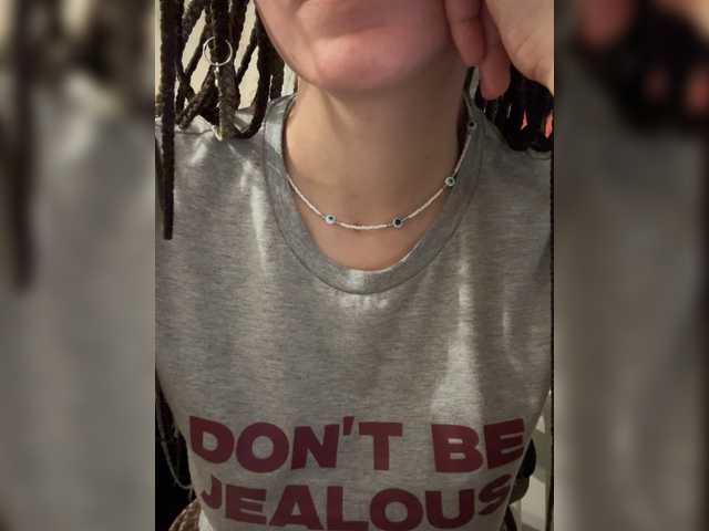 Asexysmile live cam on BongaCams