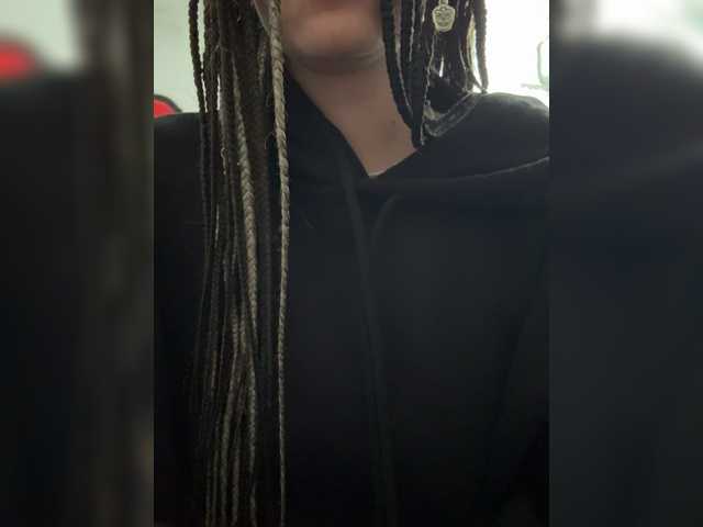 Asexysmile live cam on BongaCams
