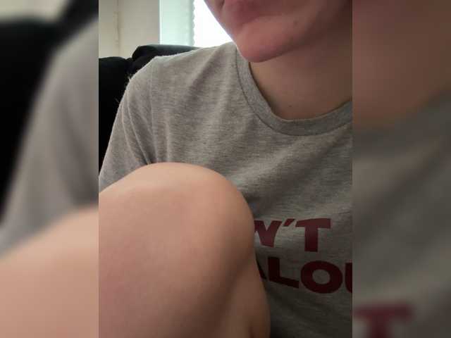 Asexysmile live cam on BongaCams