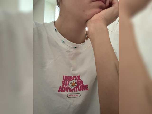 Asexysmile live cam on BongaCams