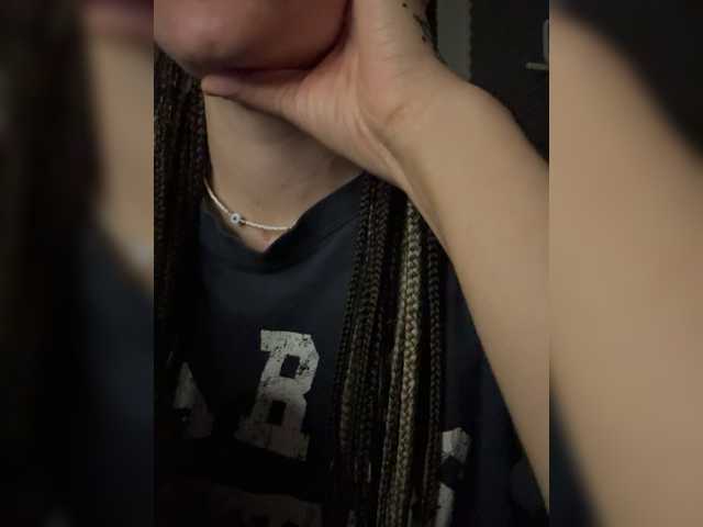 Asexysmile live cam on BongaCams