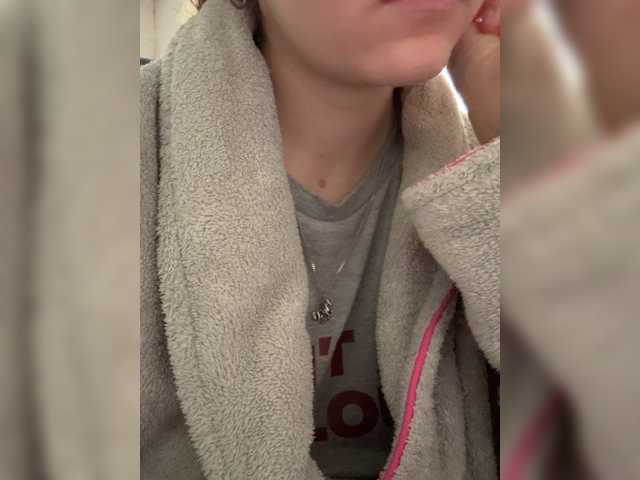 Asexysmile live cam on BongaCams