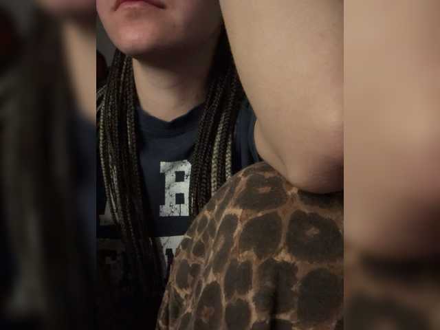 Asexysmile live cam on BongaCams