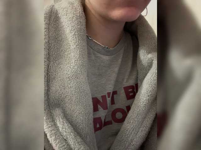 Asexysmile live cam on BongaCams