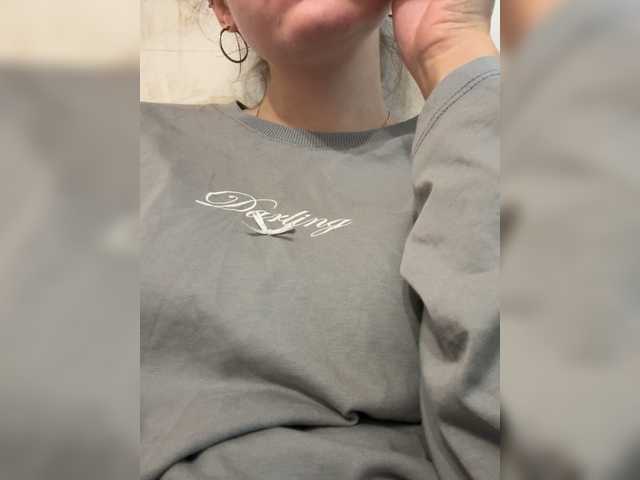 Asexysmile live cam on BongaCams