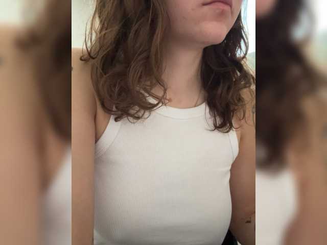 Asexysmile live cam on BongaCams