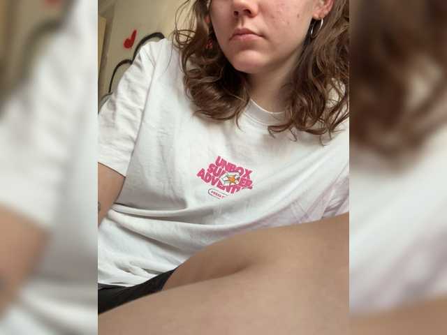 Asexysmile live cam on BongaCams
