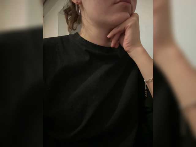 Asexysmile, en directo ahora en BongaCams