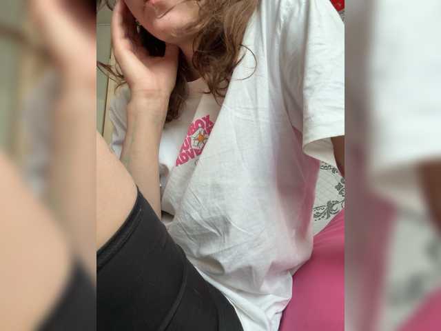 Asexysmile live cam on BongaCams