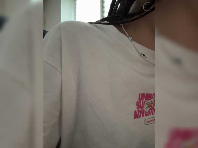 Asexysmile live cam on BongaCams