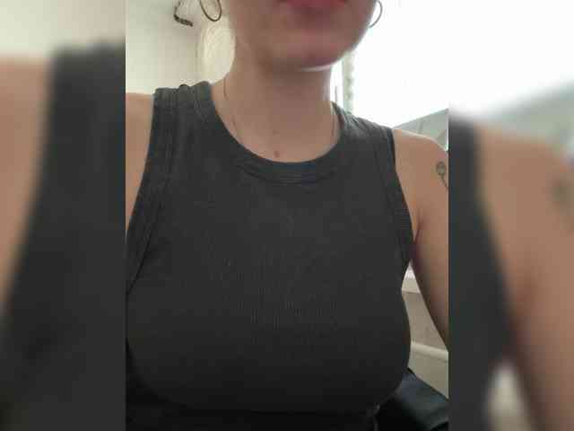 Asexysmile Live Webcam on BongaCams