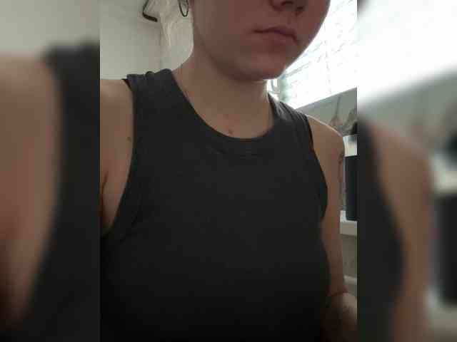 Asexysmile Live Webcam on BongaCams