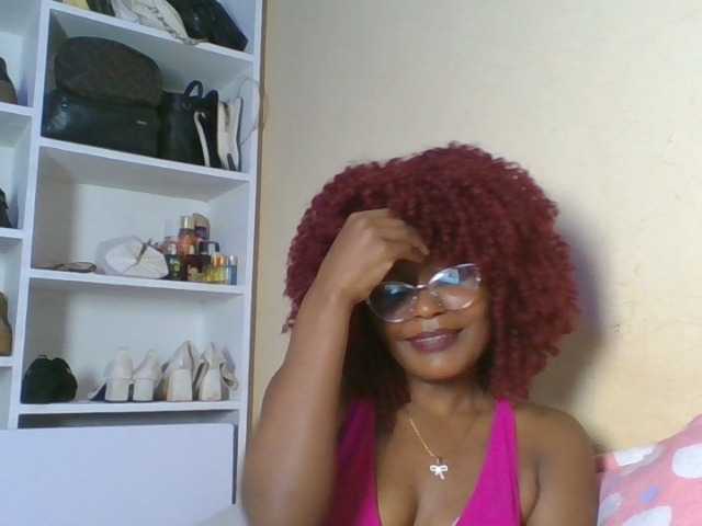 Blackcoco live cam on BongaCams