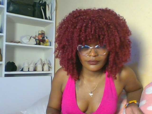 Blackcoco live cam on BongaCams