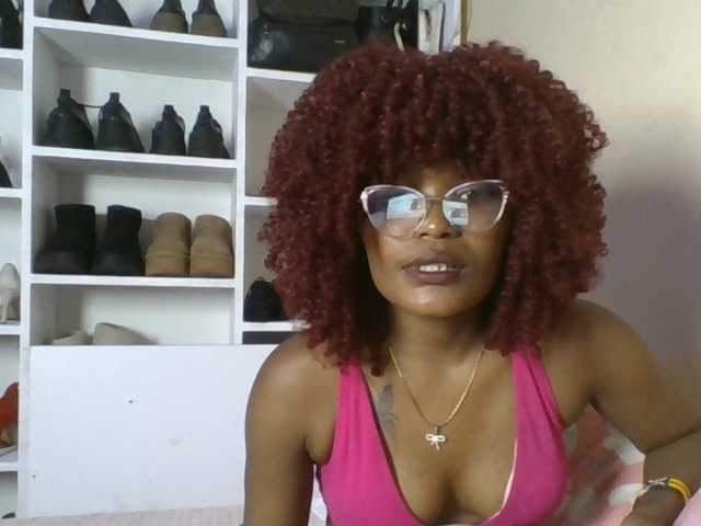 Blackcoco live cam on BongaCams