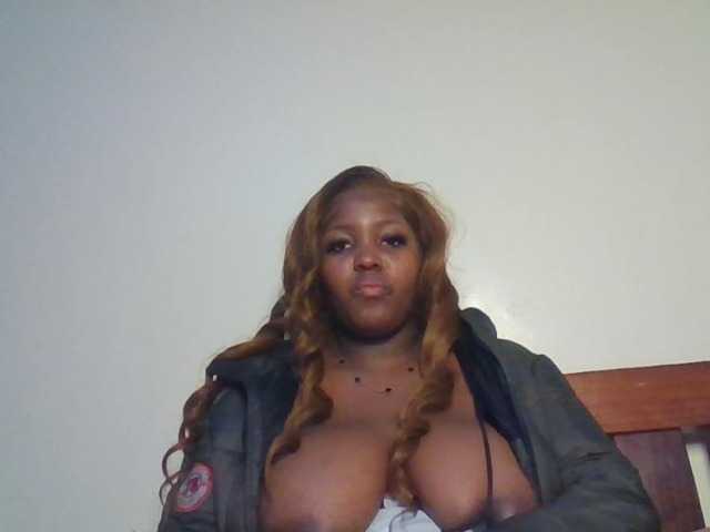 CuteTinkerbella live cam on BongaCams